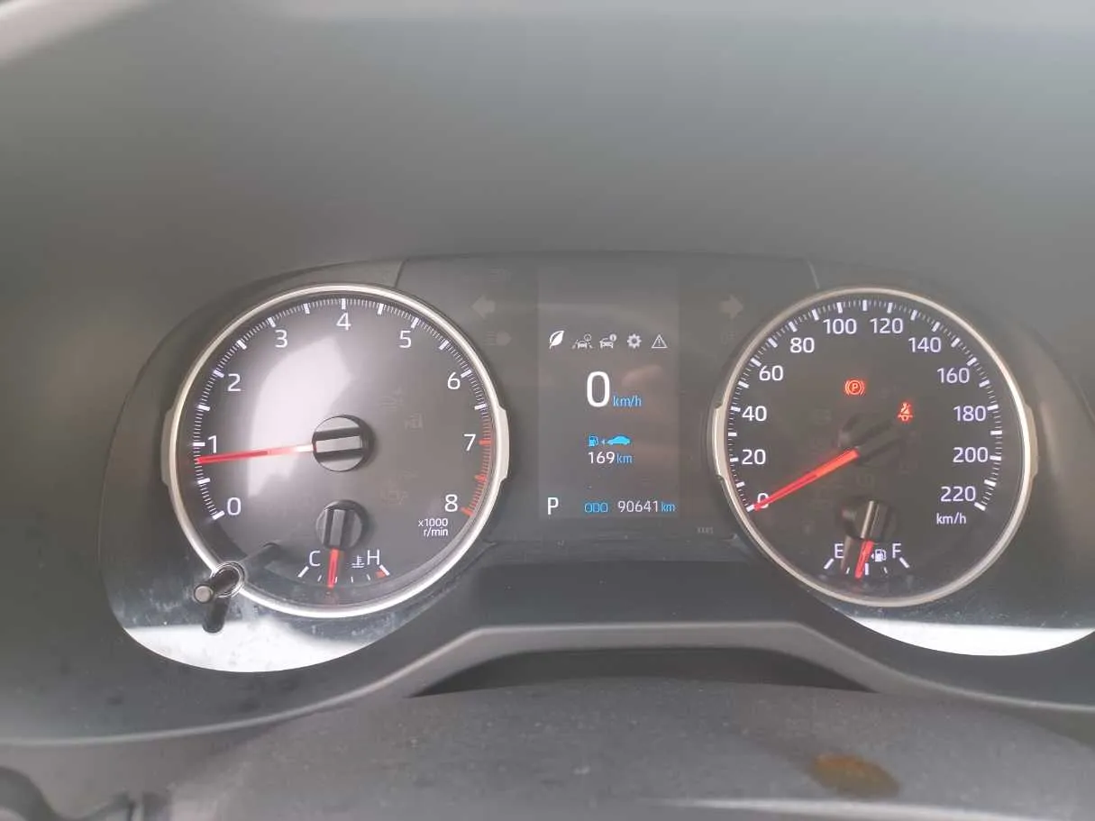 Car image 20