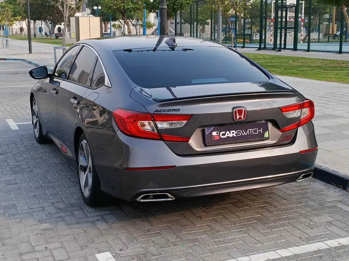 Car image 7