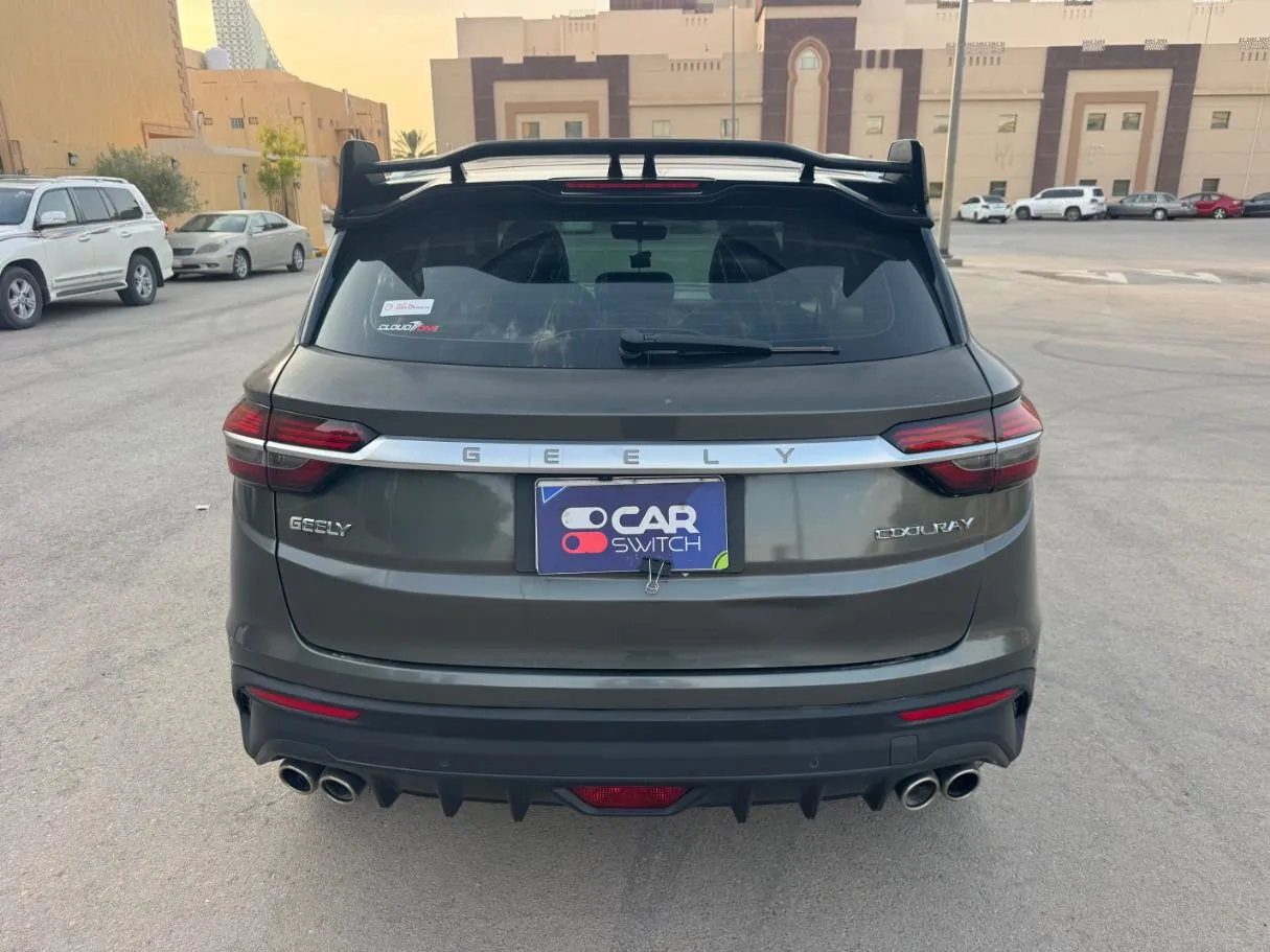 Car image 6