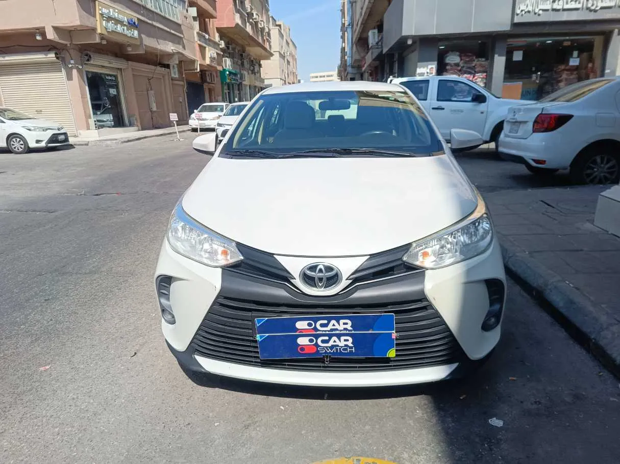 Car image 2