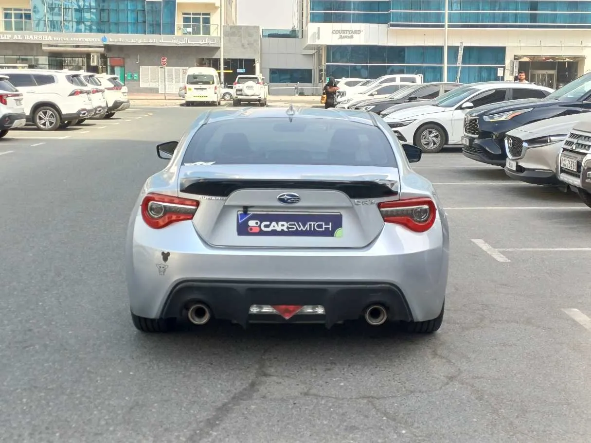 Car image 6