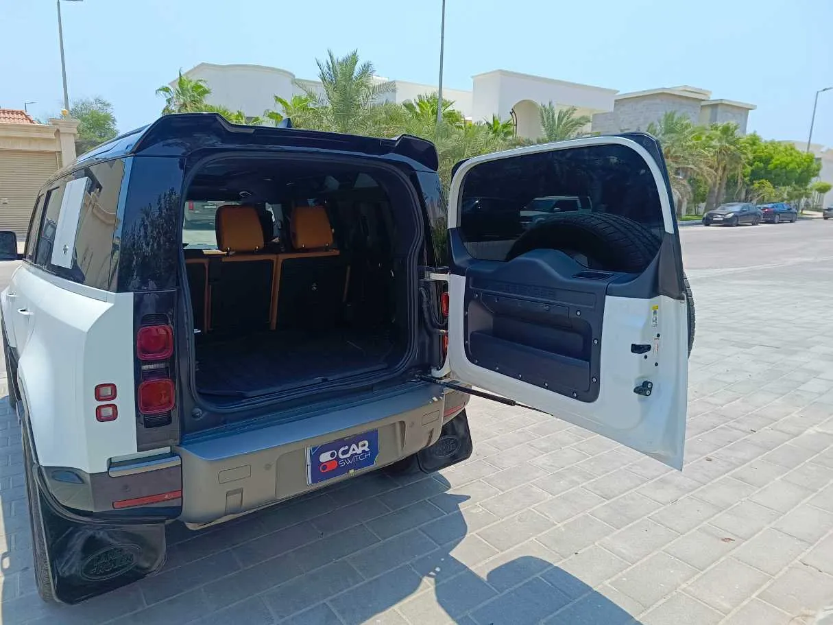 Car image 29