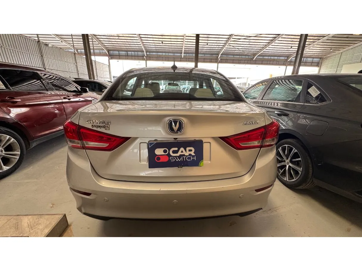 Car image 6