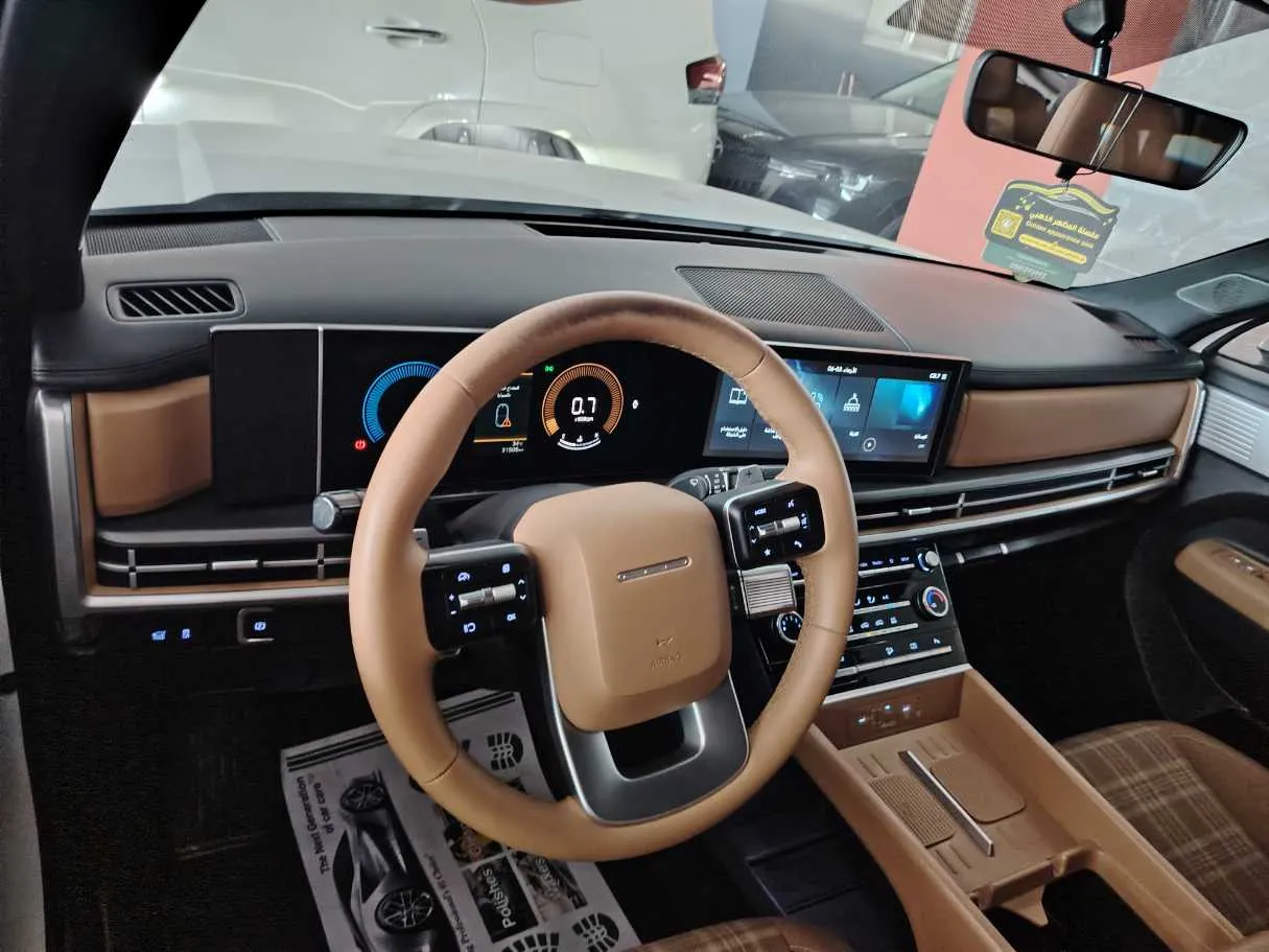 Car image 15