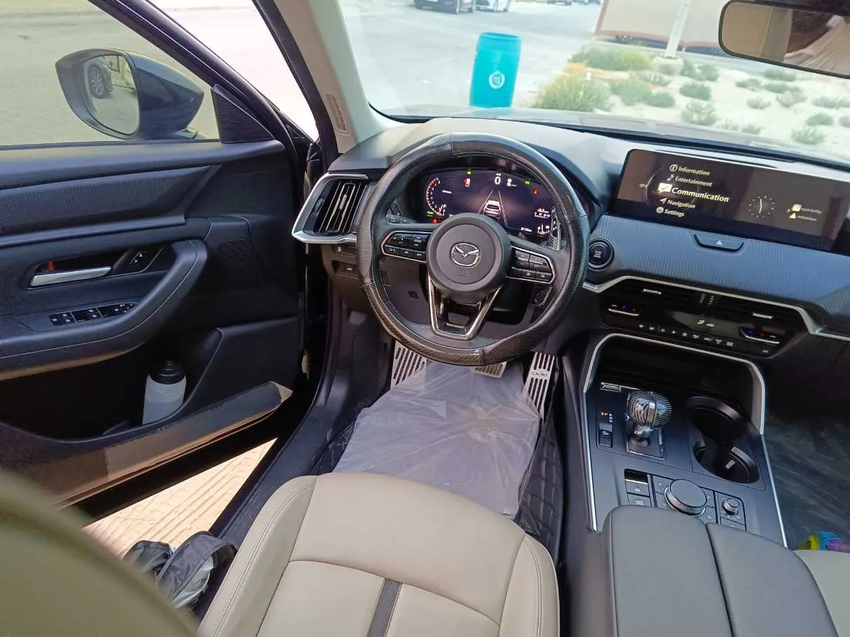 Car image 33