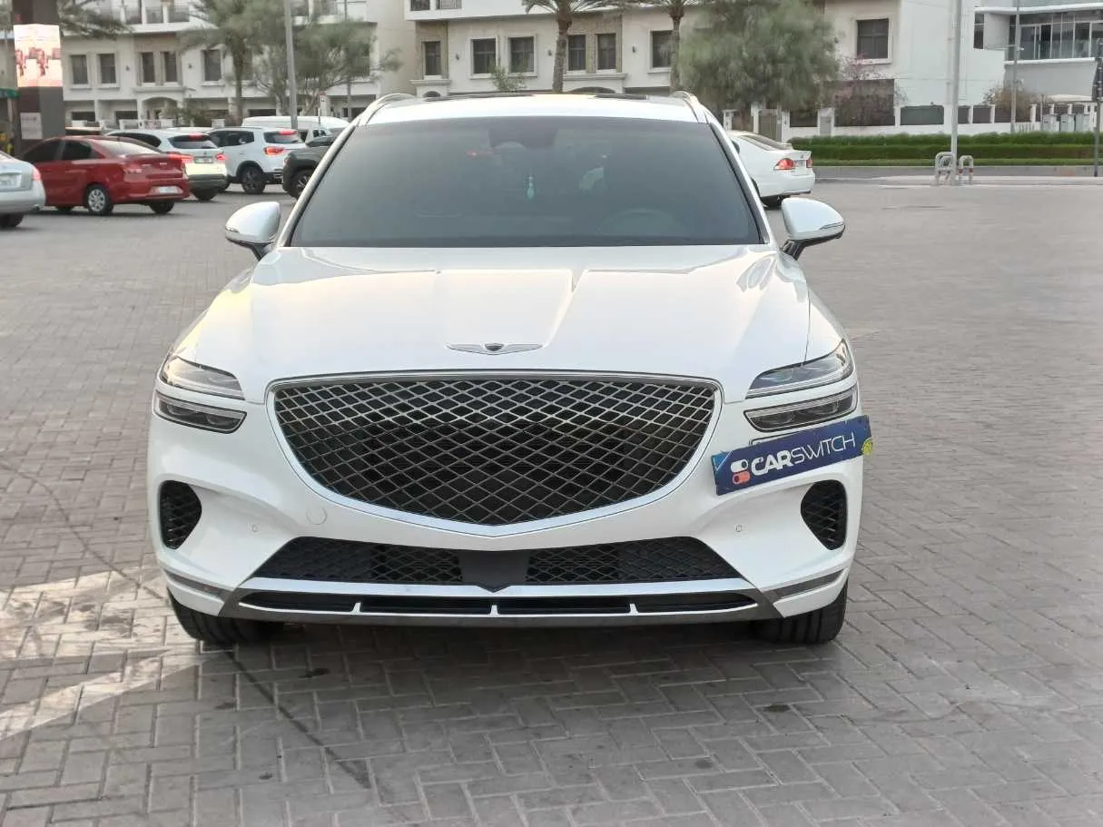Car image 2
