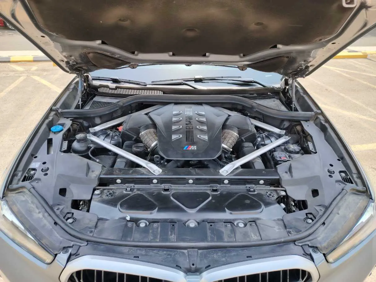 Car image 37