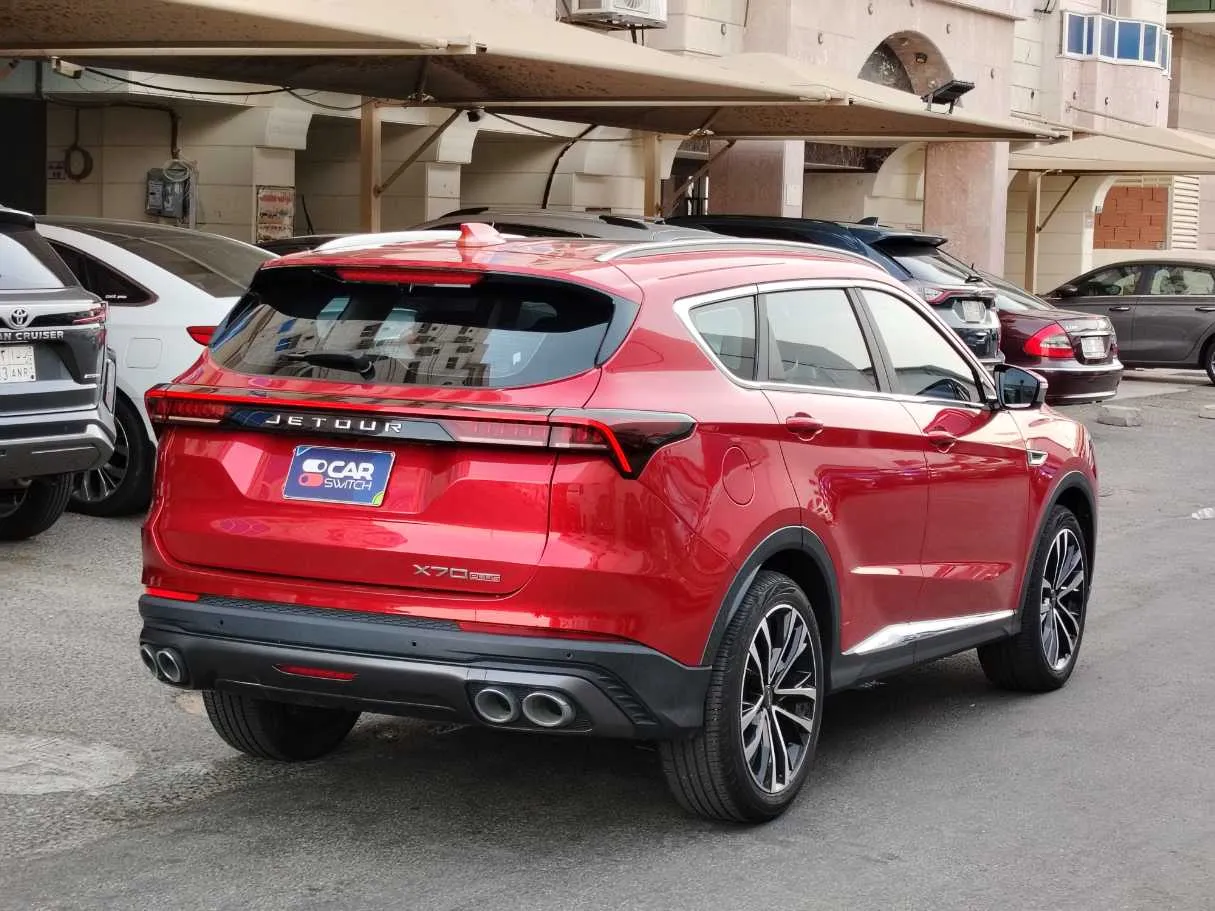 Car image 5