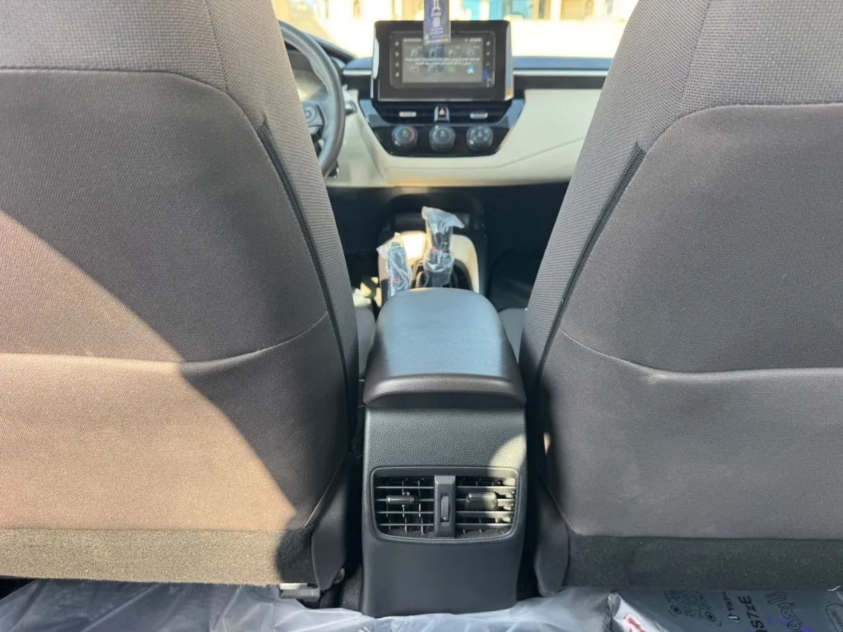 Car image 20