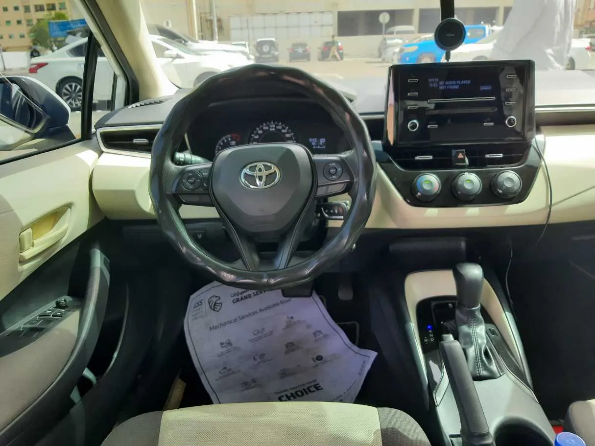 Car image 17