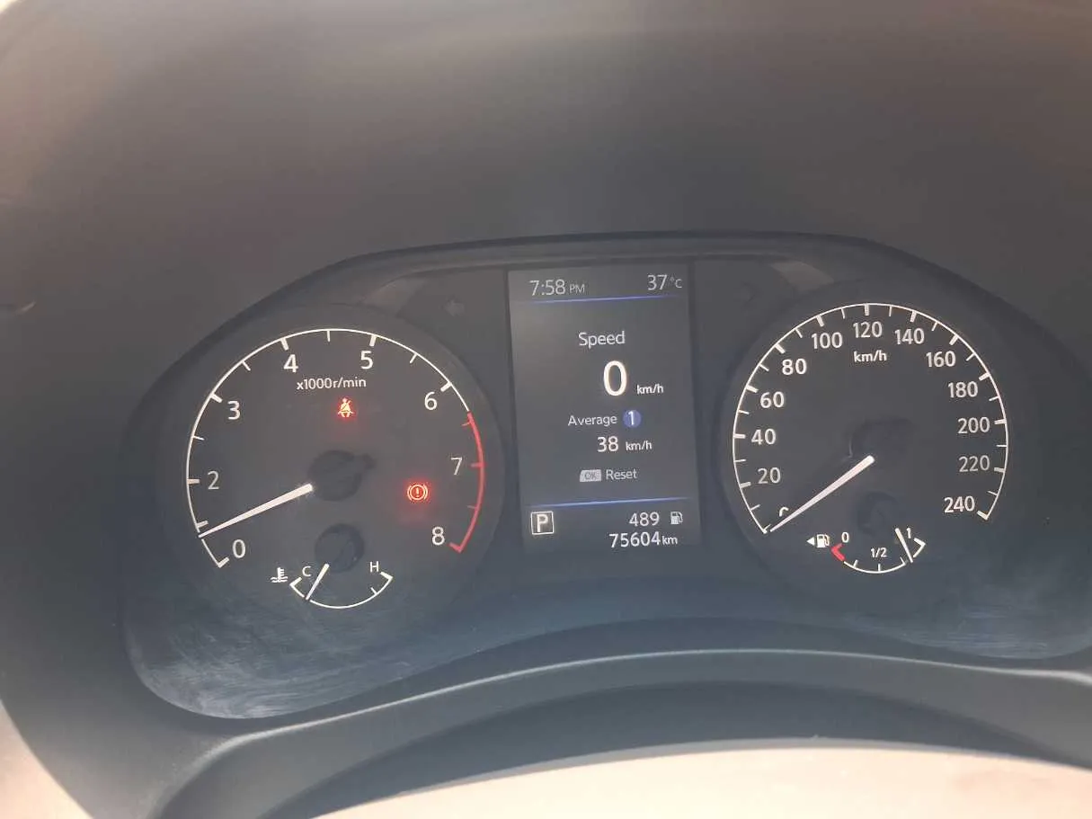 Car image 7