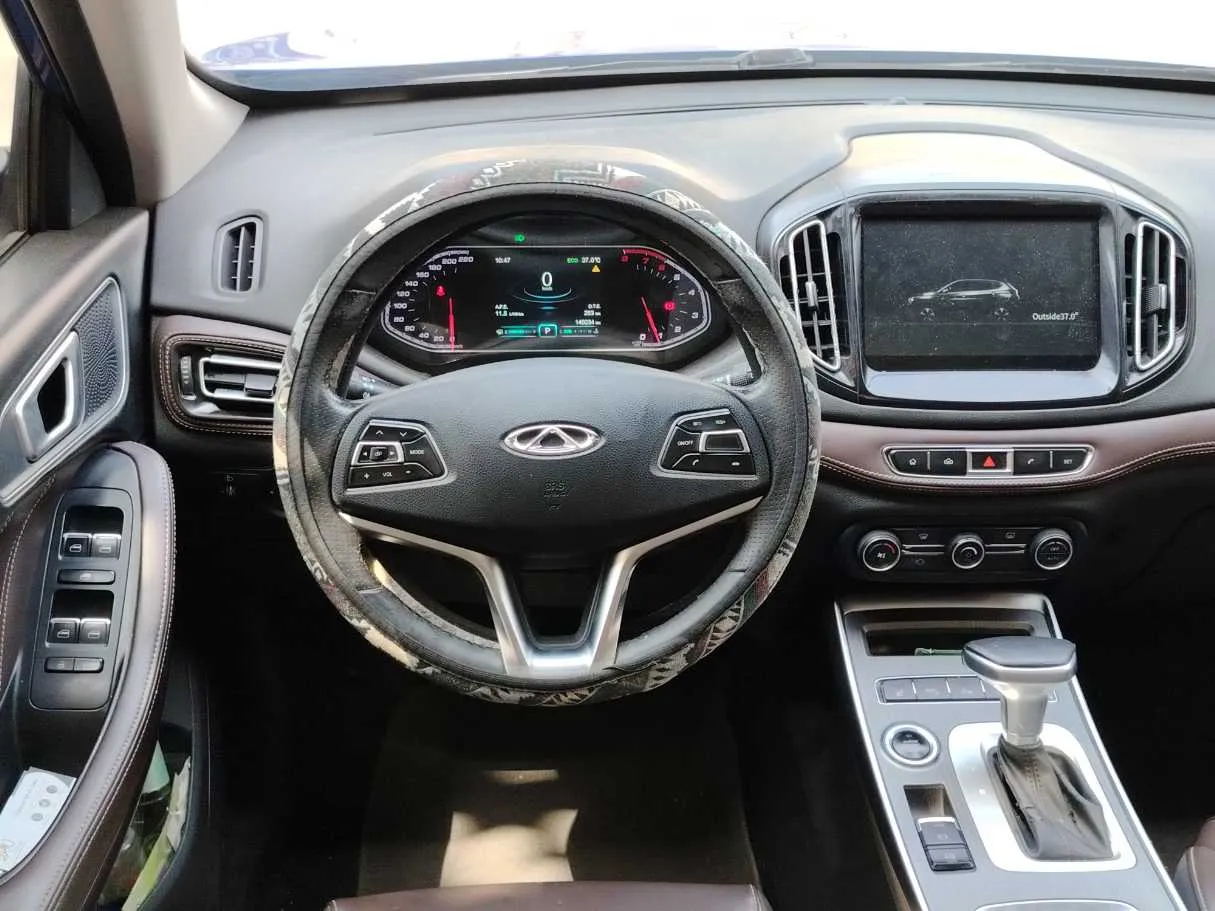 Car image 26