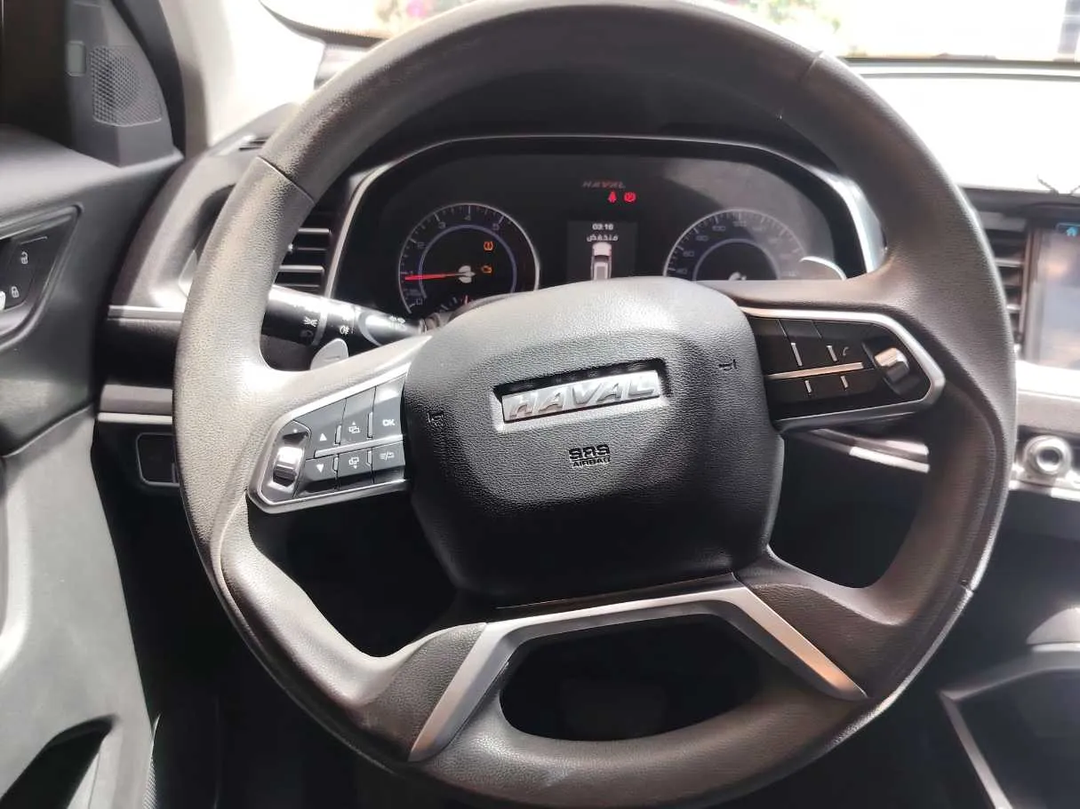 Car image 22