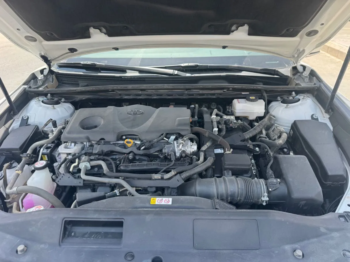 Car image 22