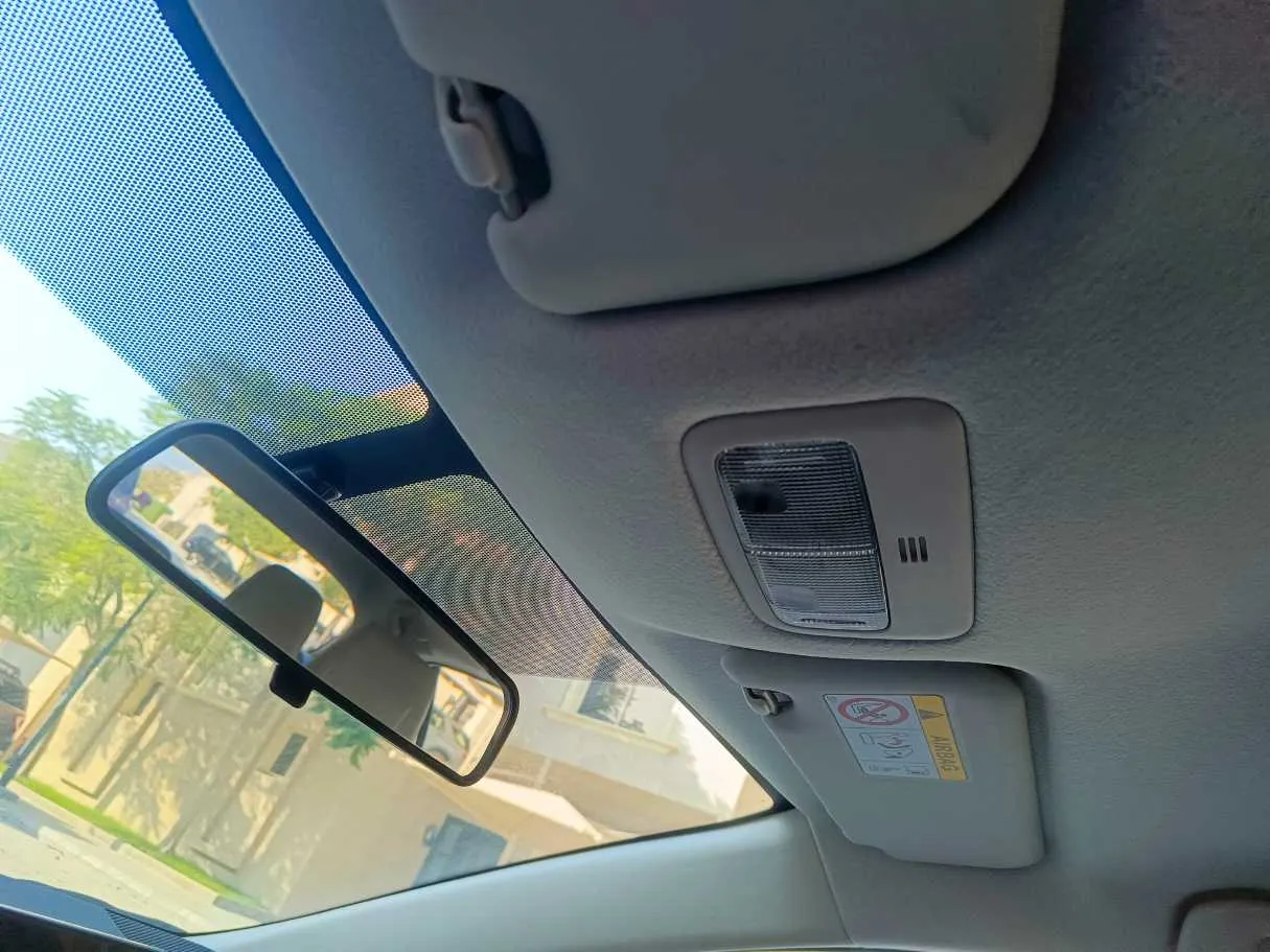 Car image 28