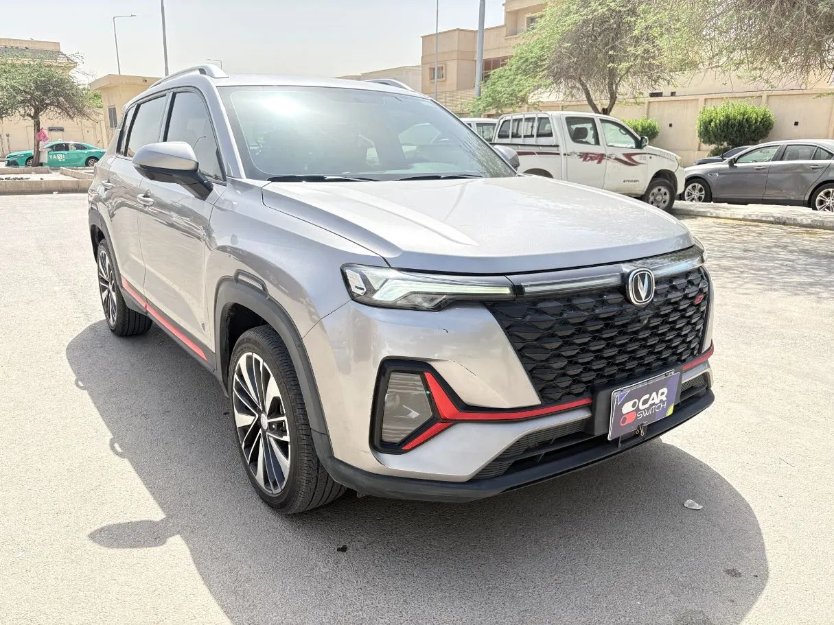Car image 3