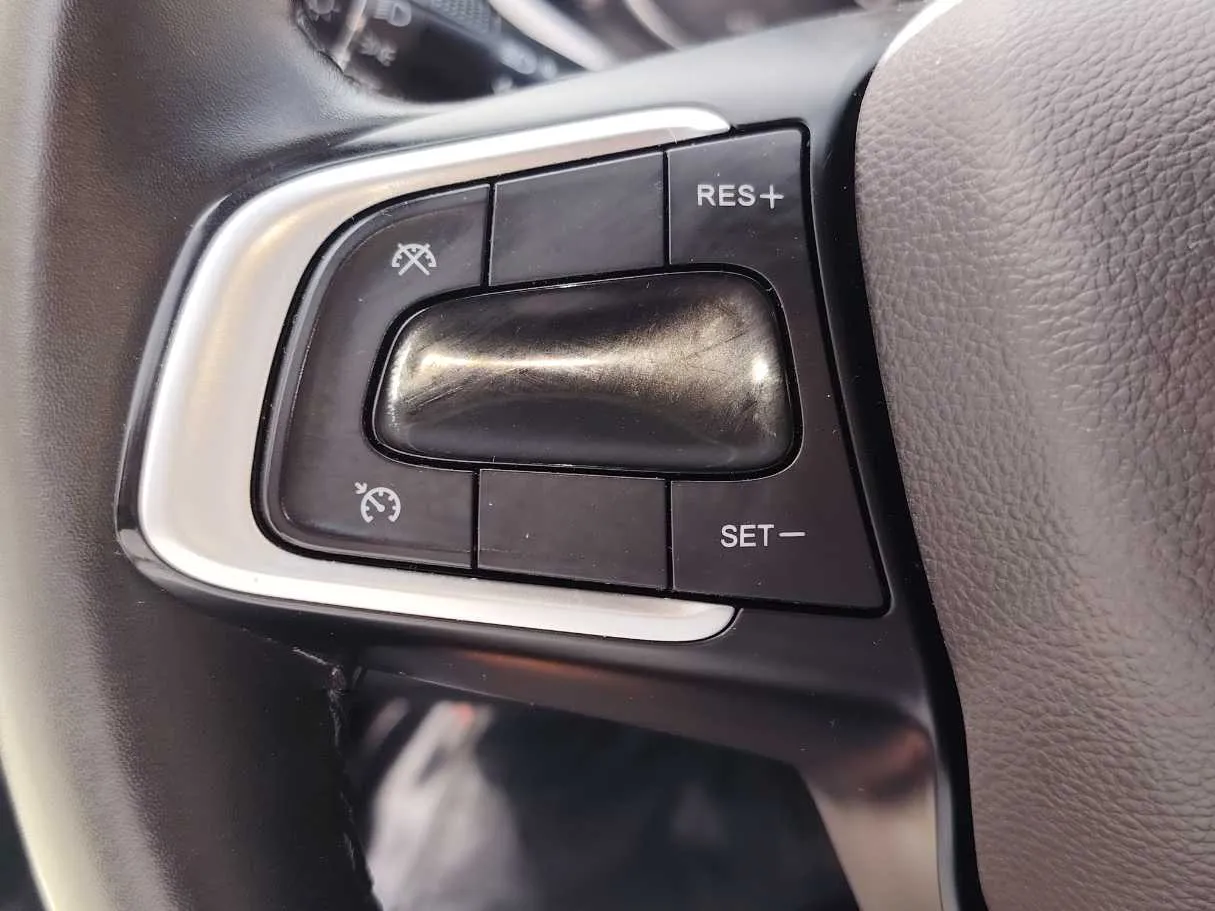 Car image 31