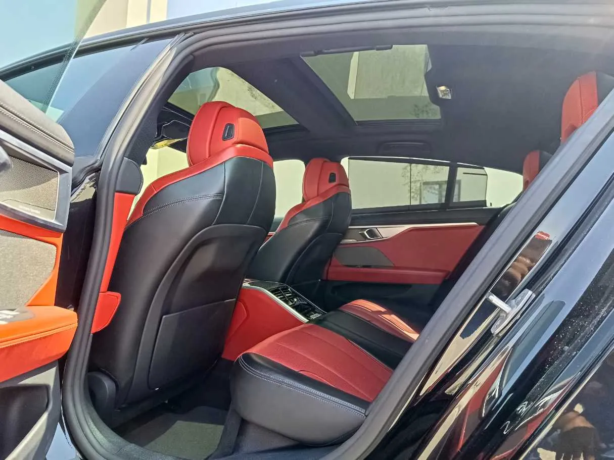 Car image 22