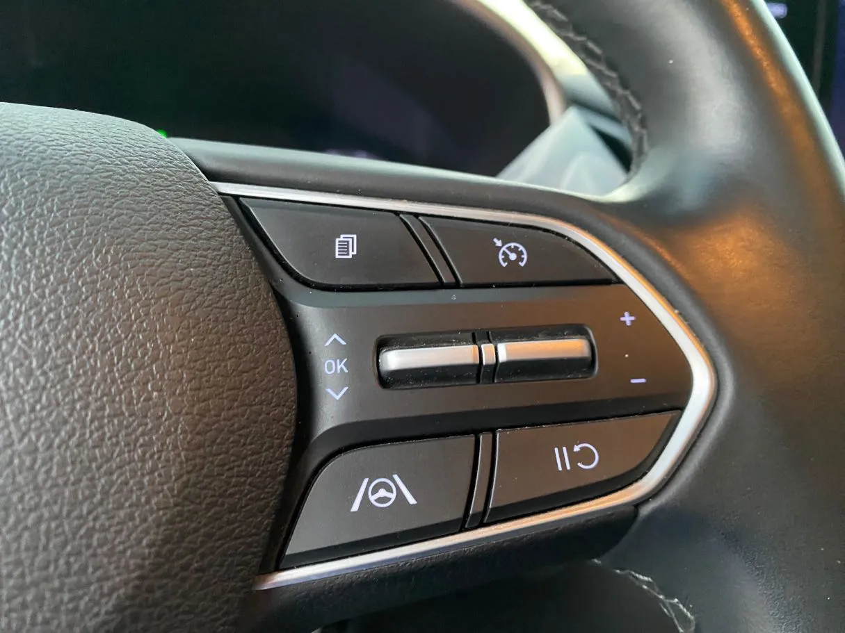 Car image 29