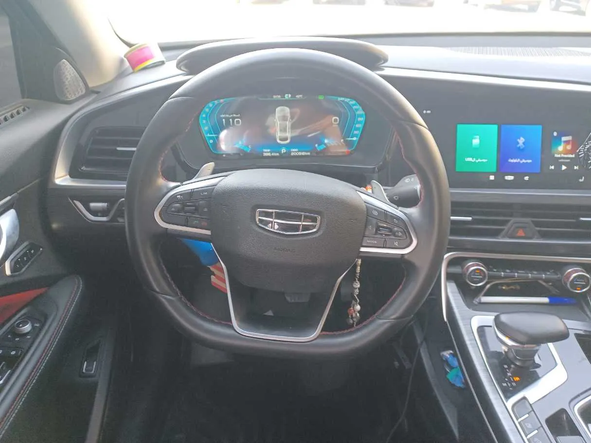 Car image 16