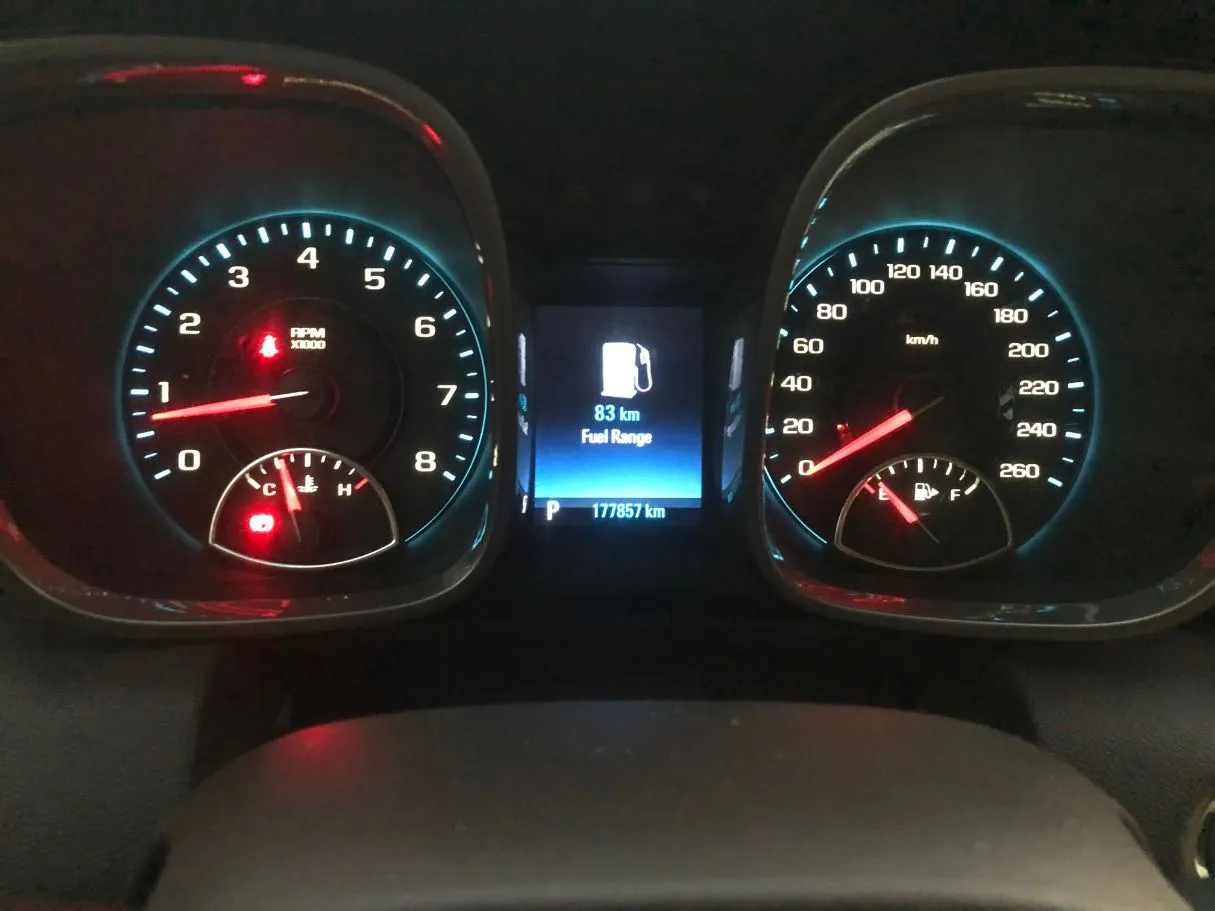 Car image 19