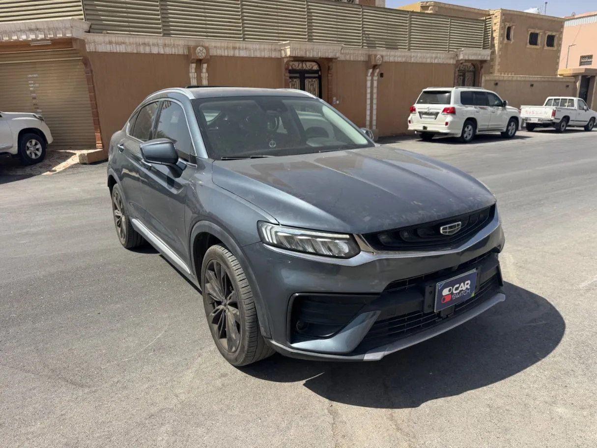 Car image 3