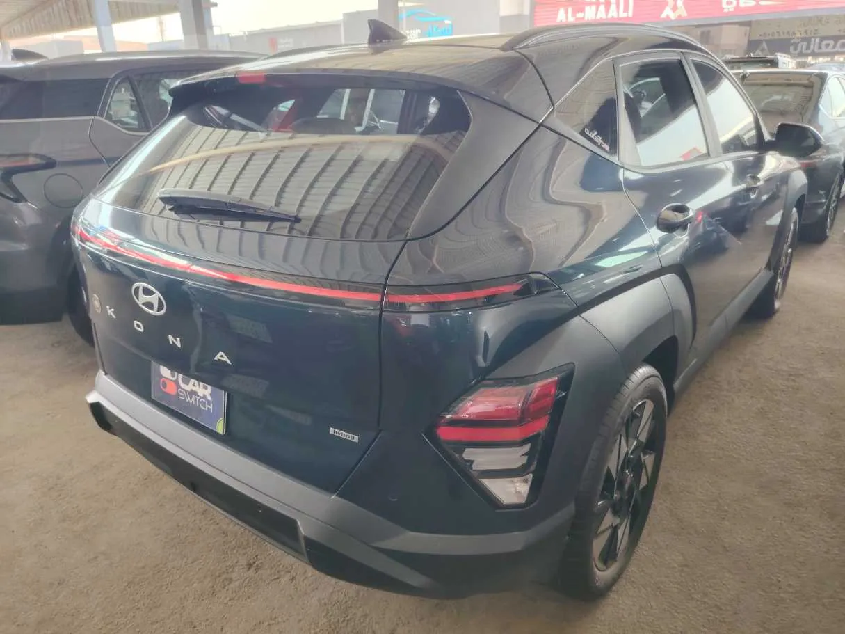 Car image 5