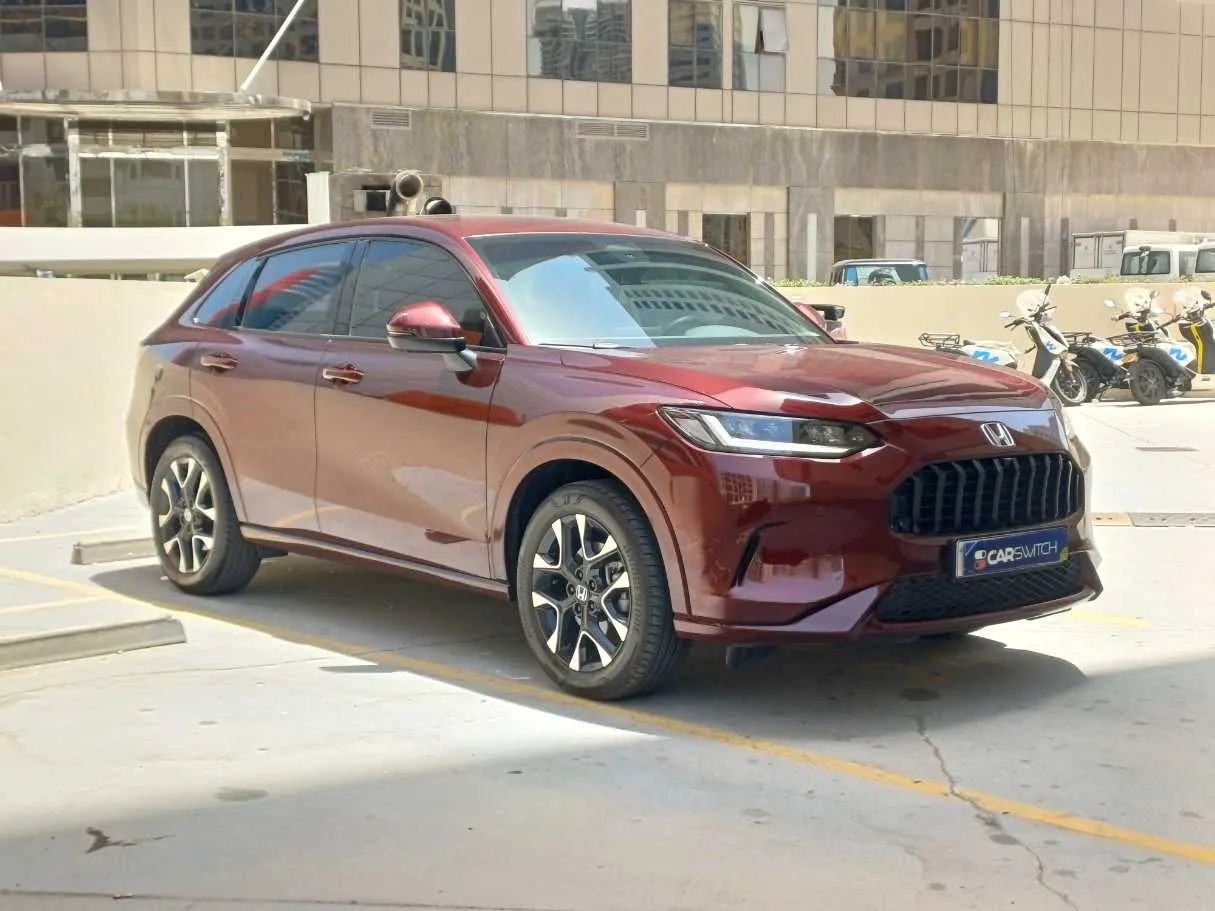 Car image 3
