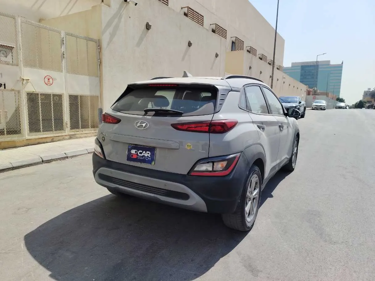 Car image 5