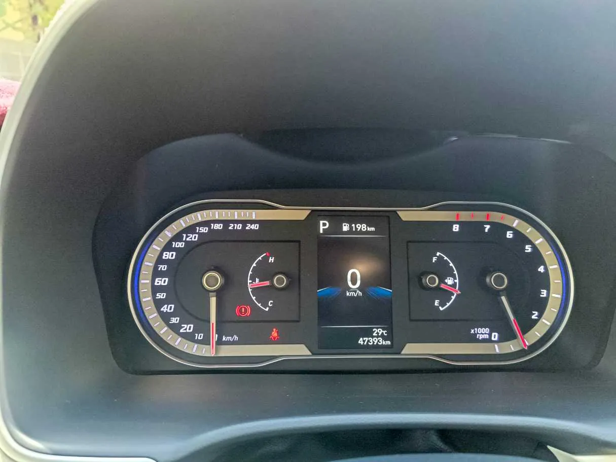 Car image 23