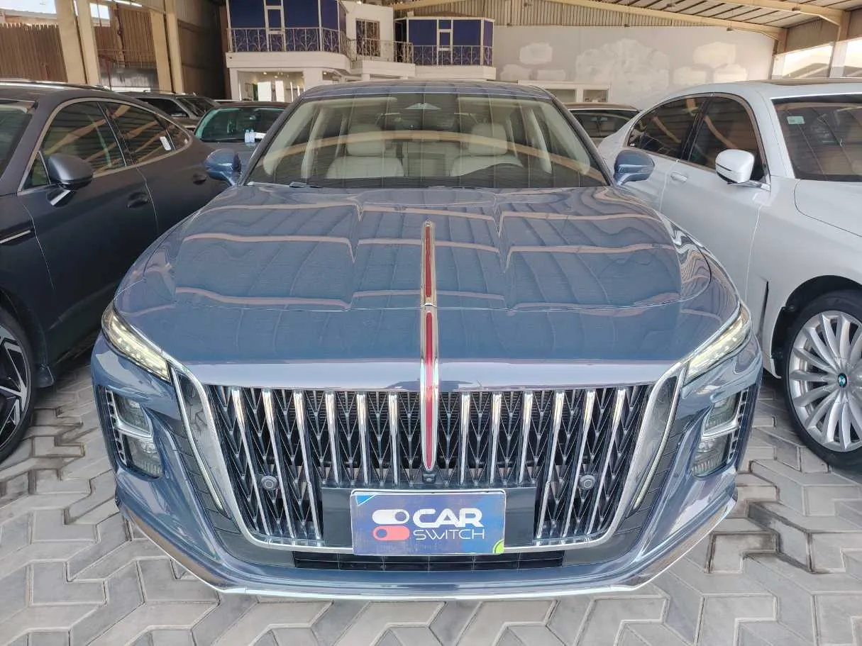 Car image 2
