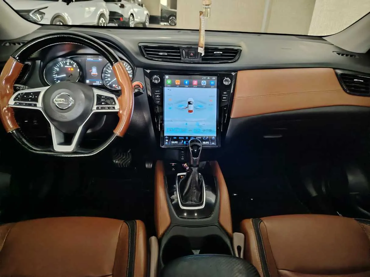 Car image 22