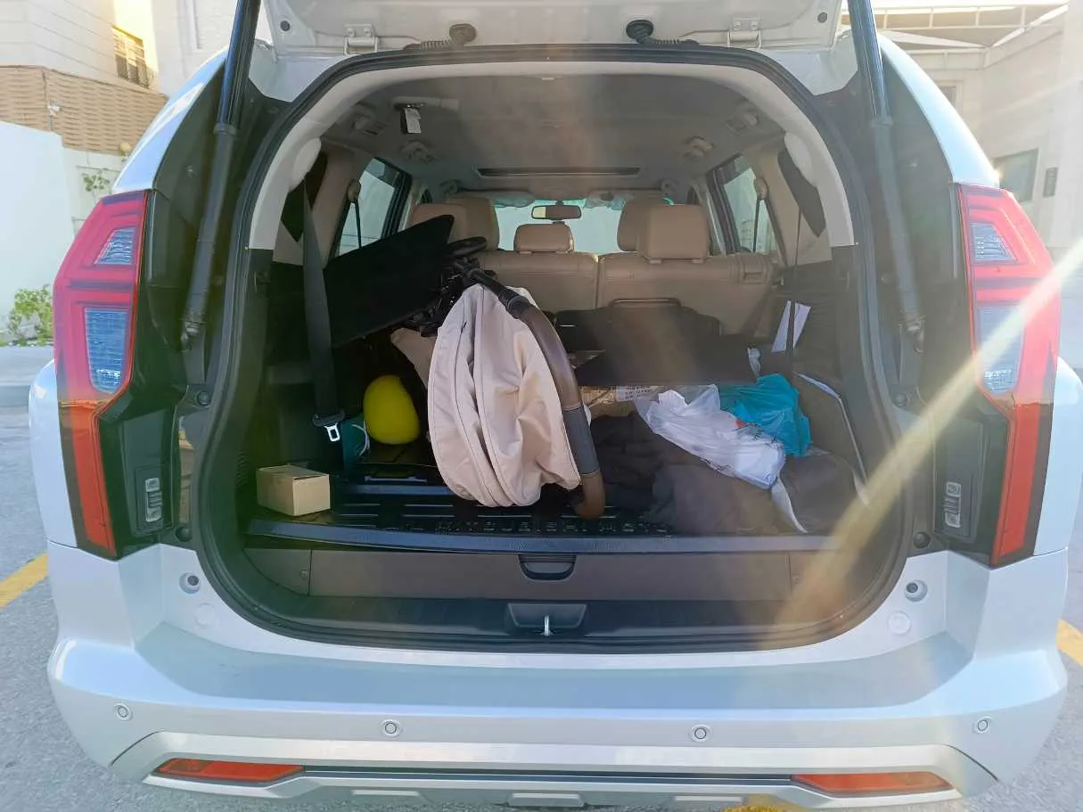 Car image 35