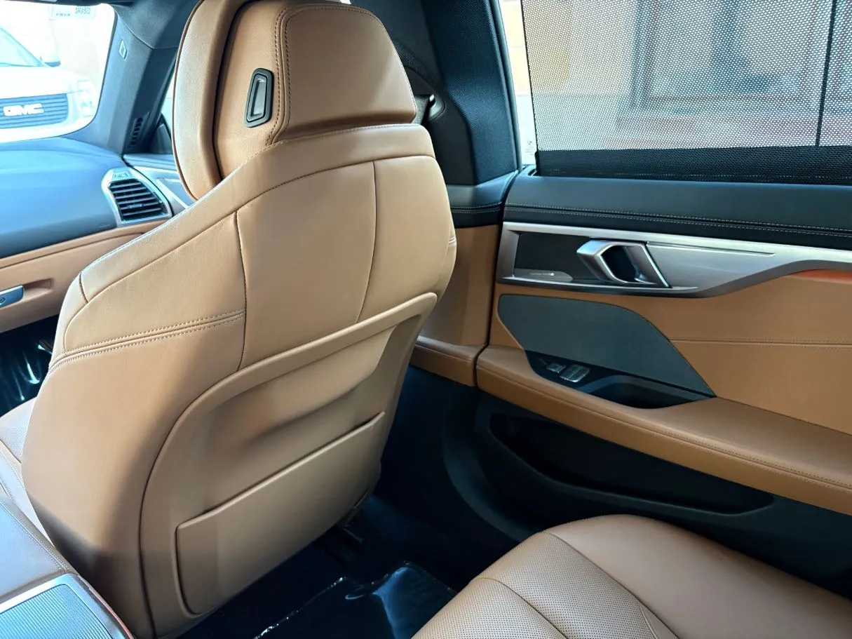 Car image 31