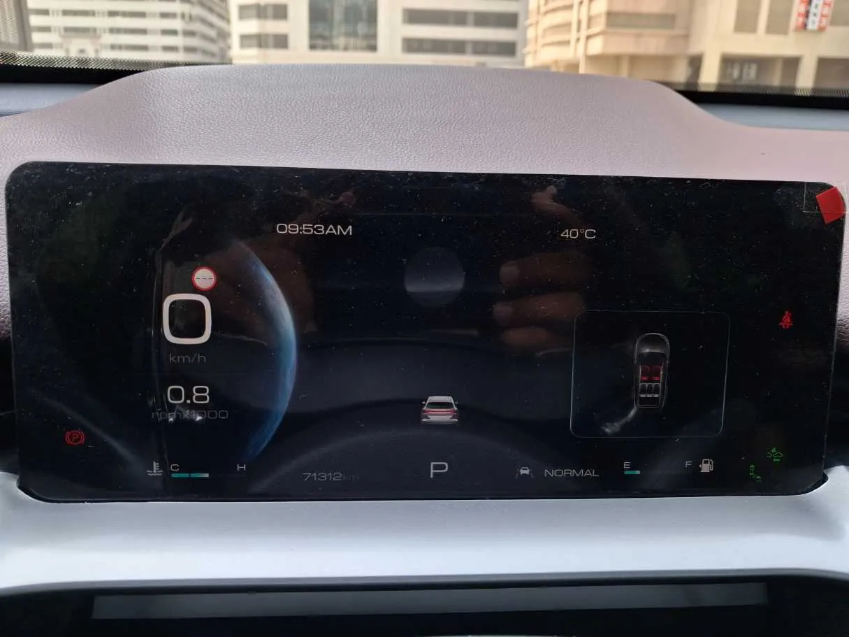 Car image 19