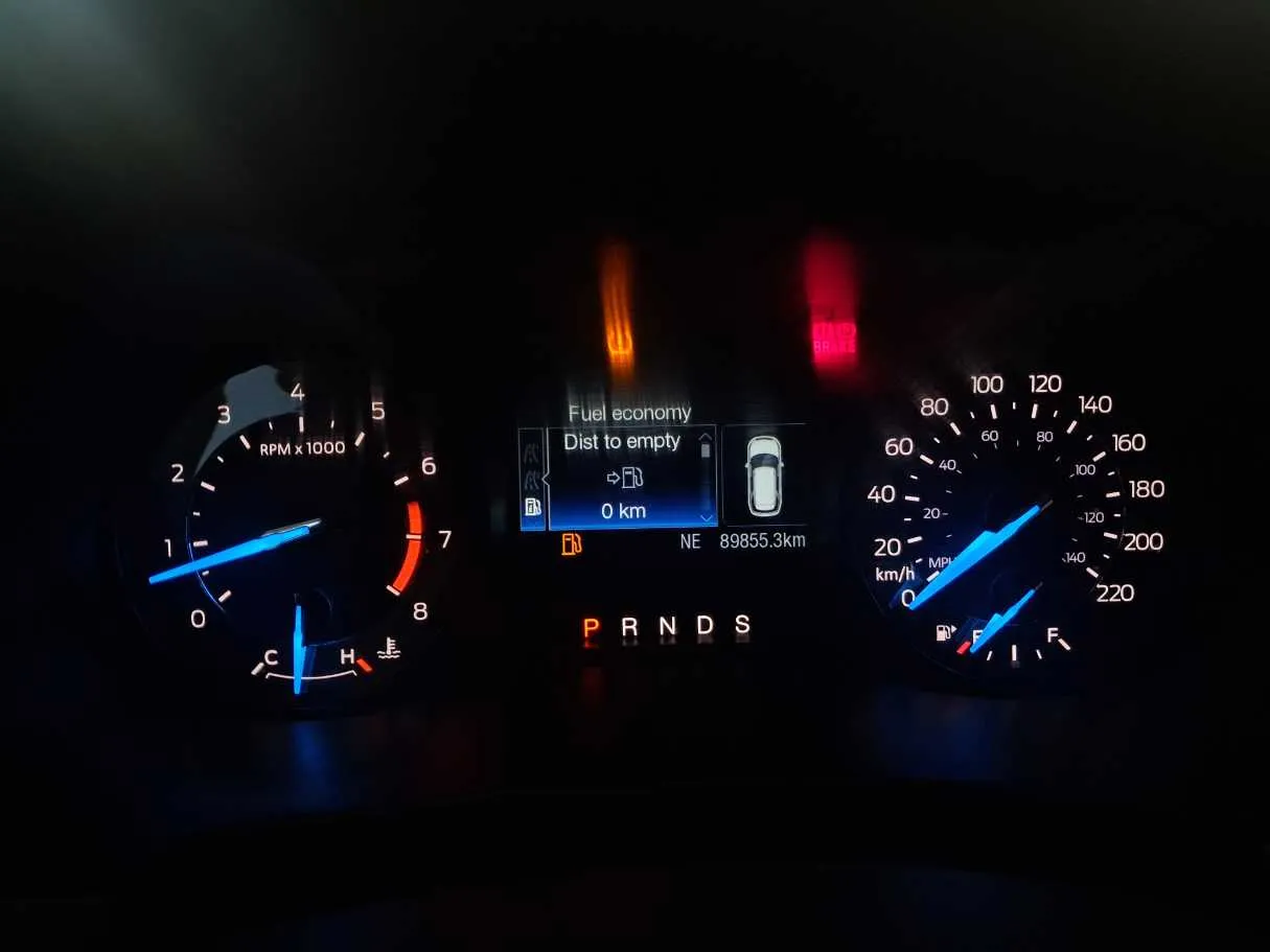 Car image 28
