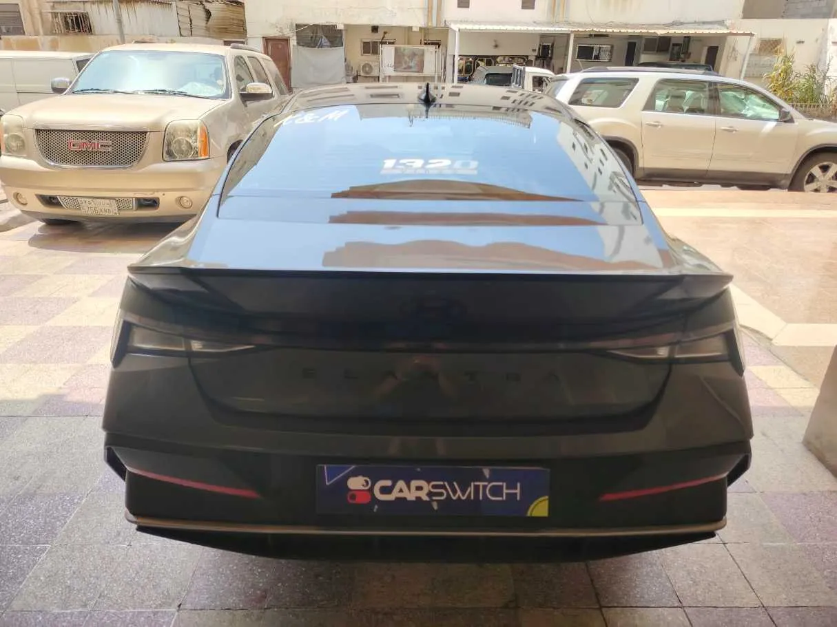 Car image 6