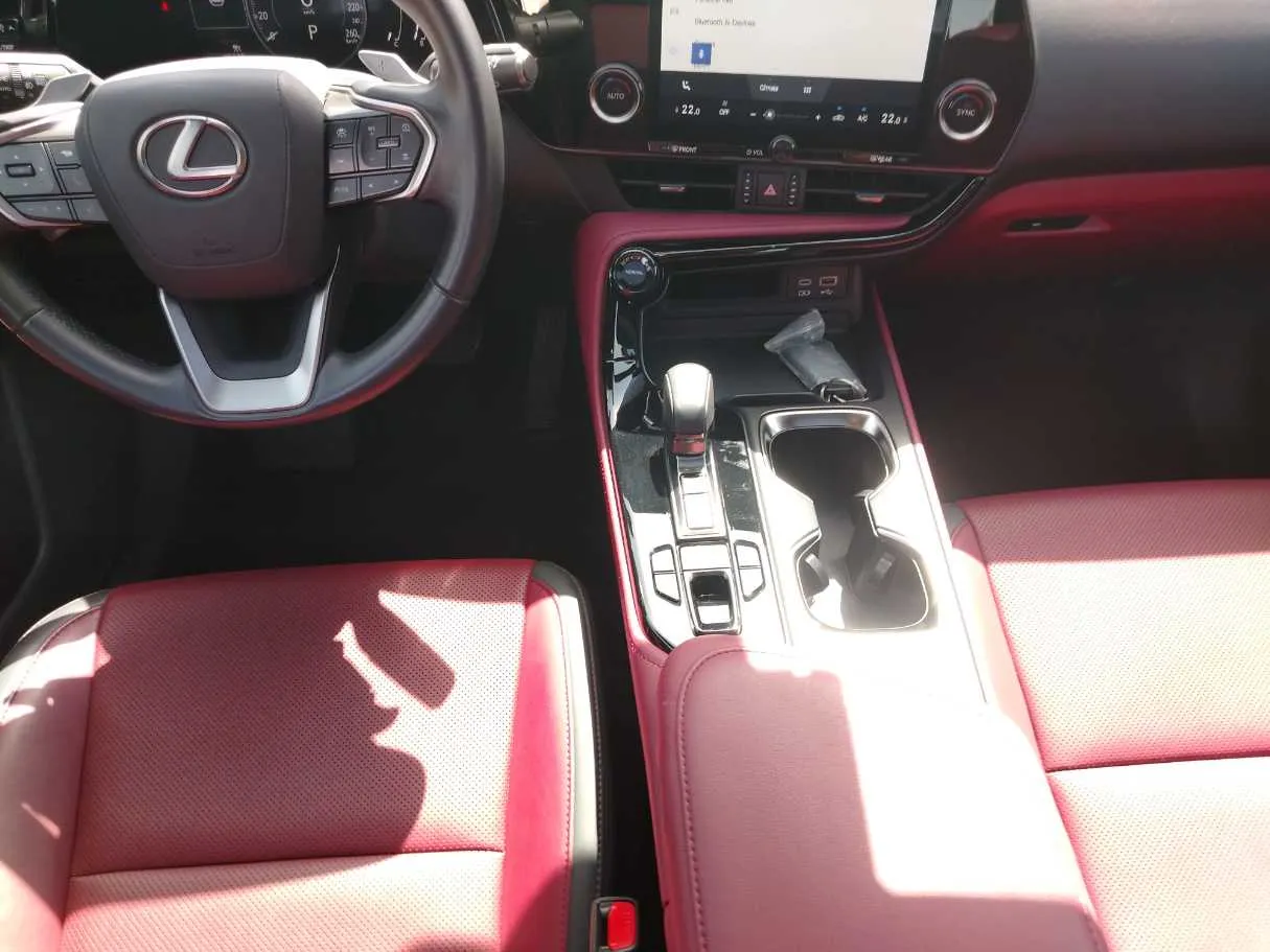 Car image 22