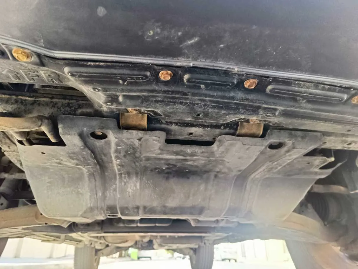 Car image 40