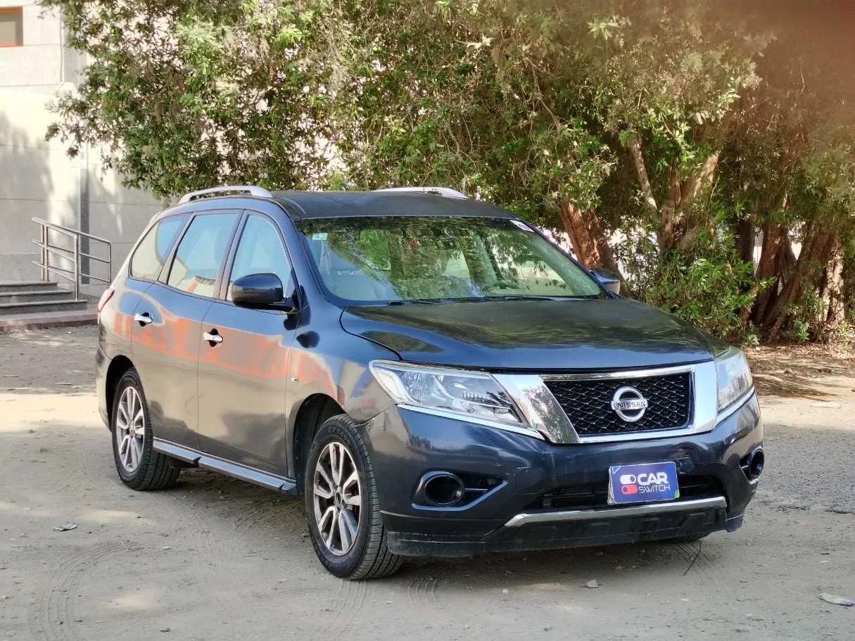 Car image 3