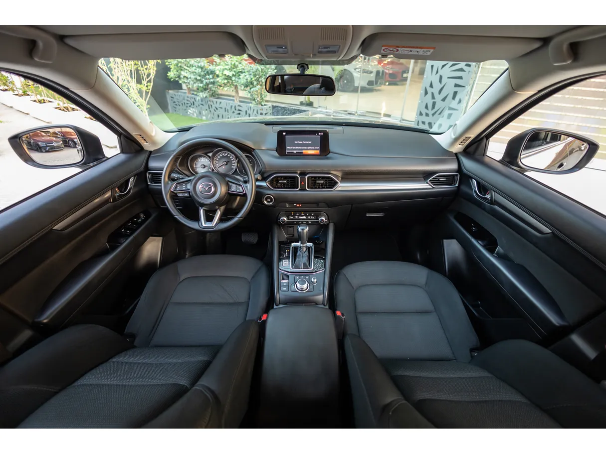 Car image 6