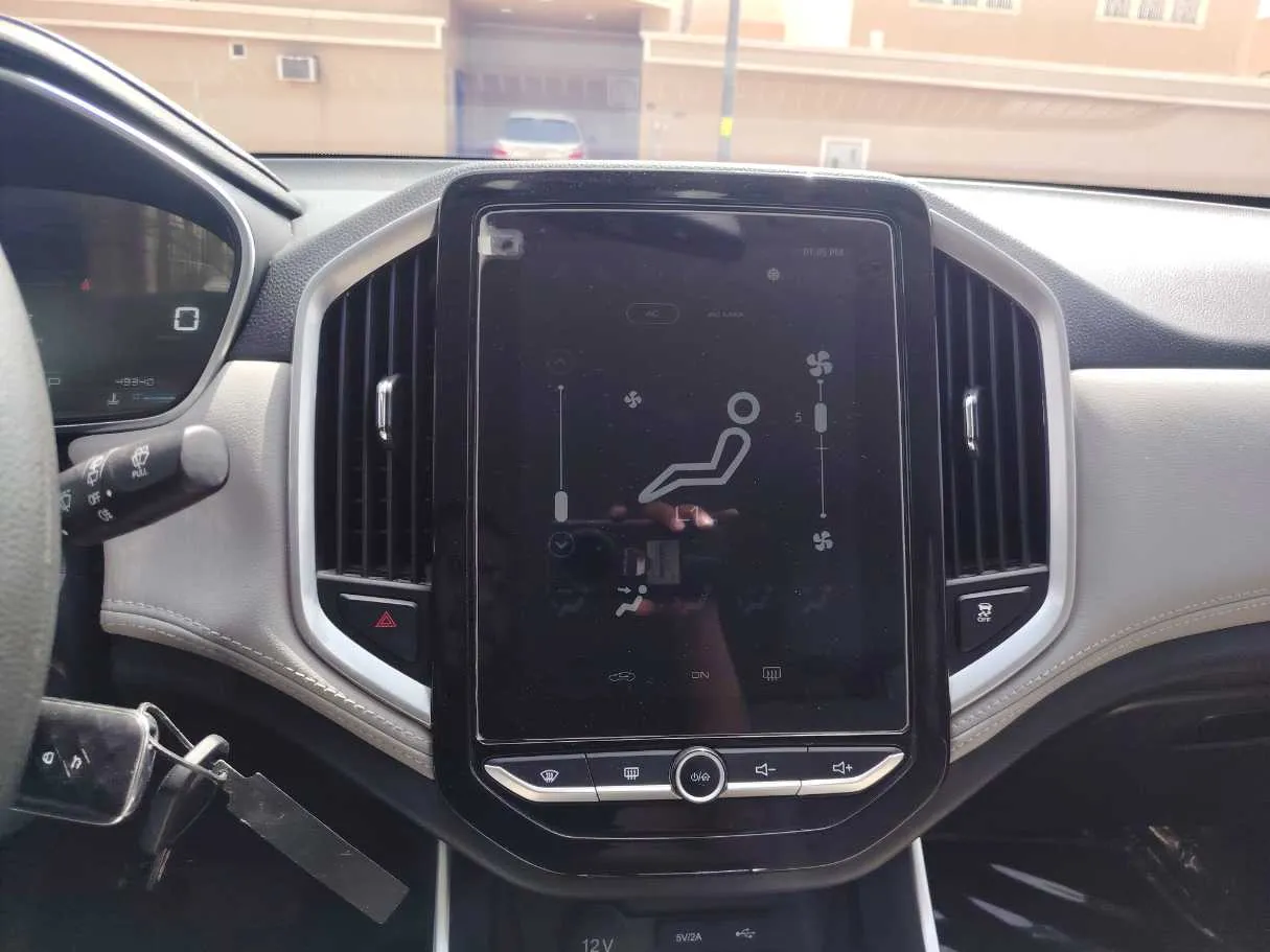 Car image 21
