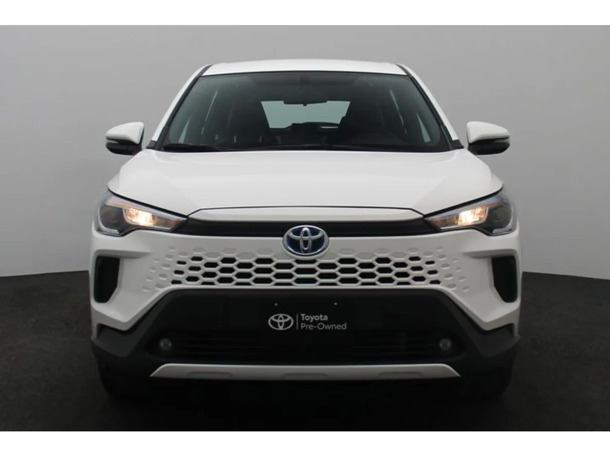 Car image 11