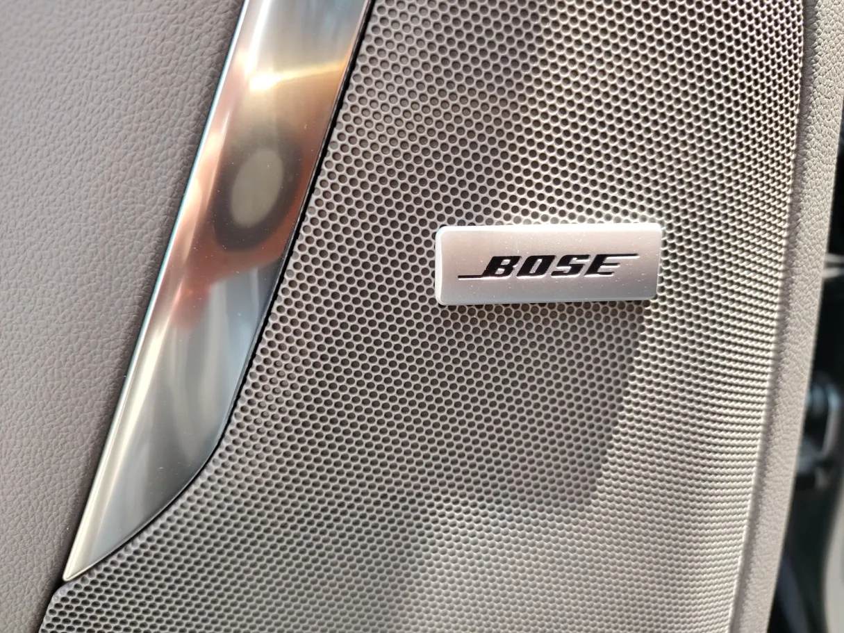 Car image 28