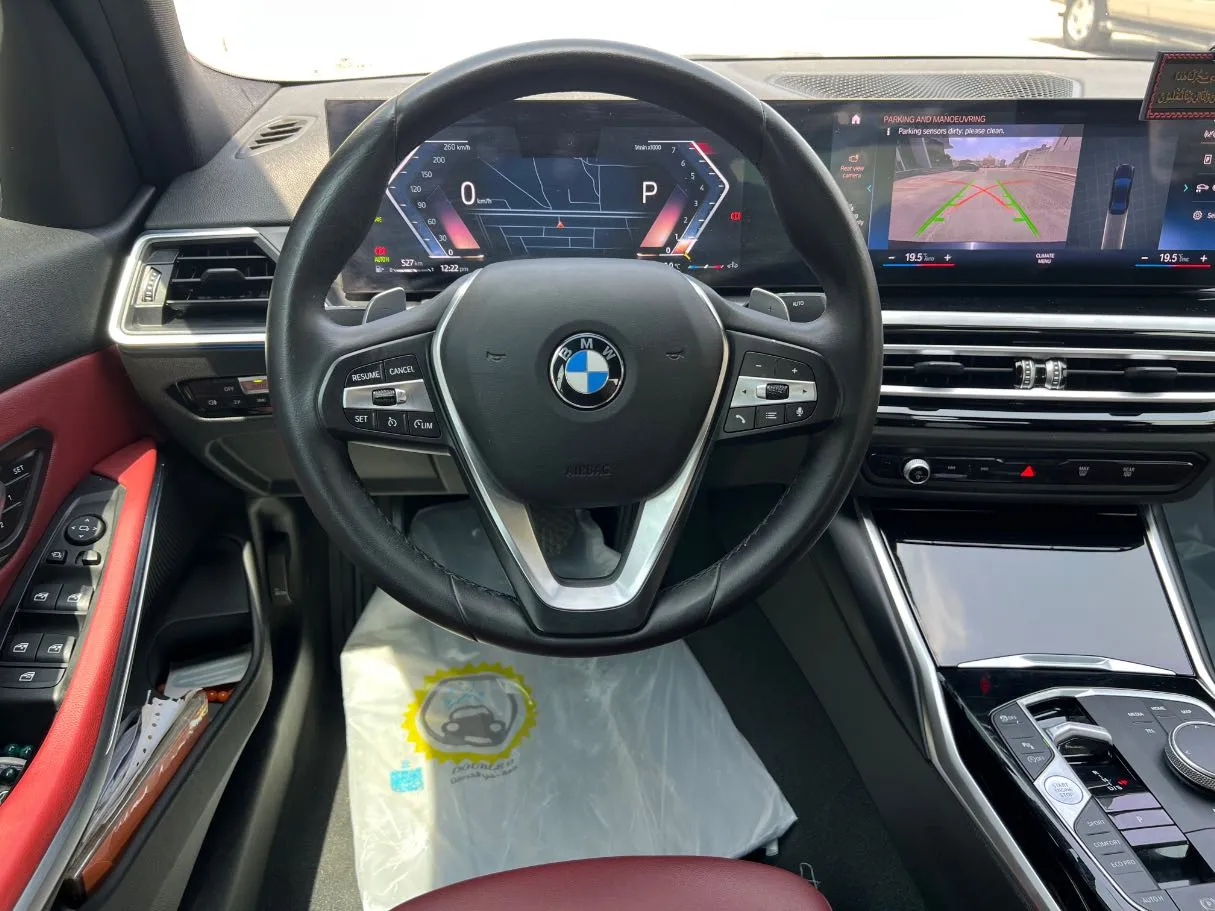 Car image 18