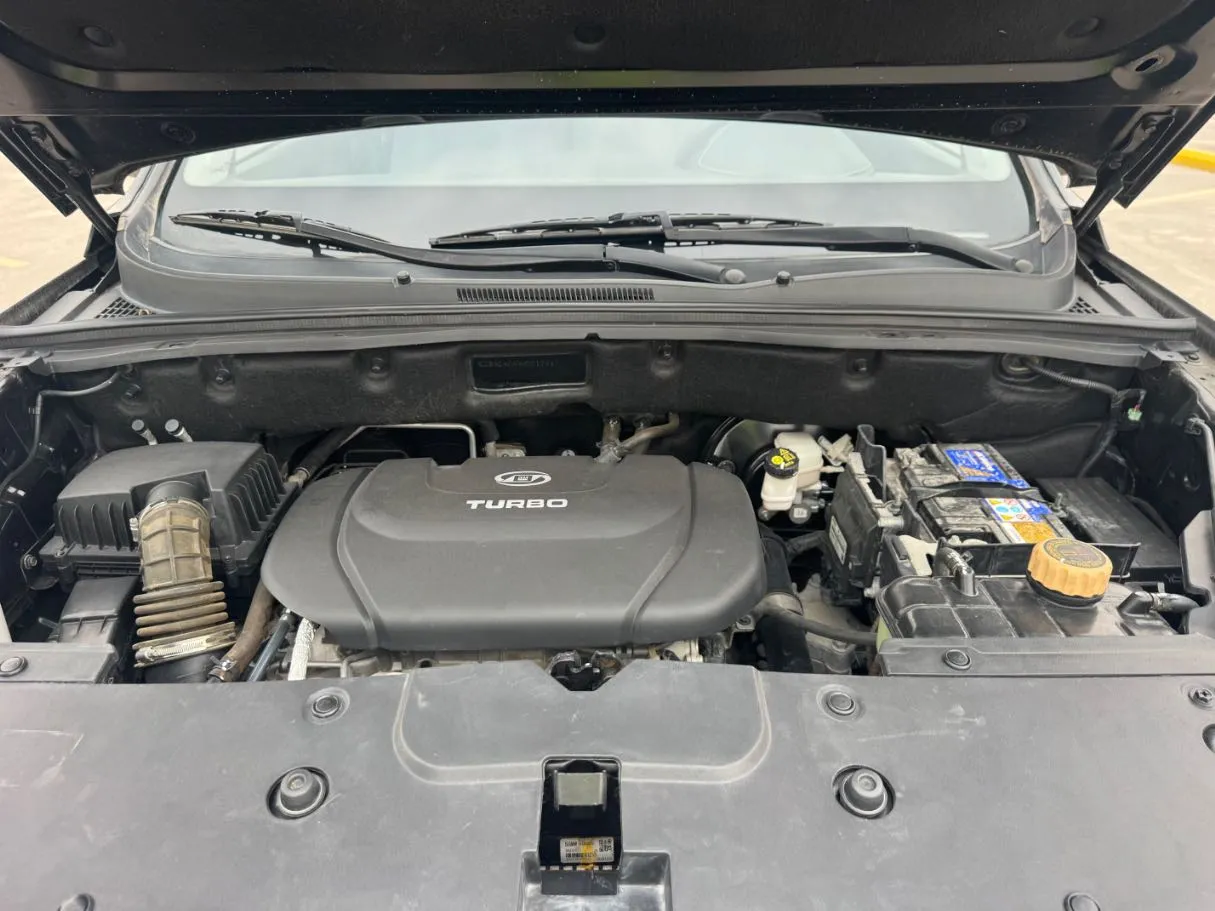 Car image 21