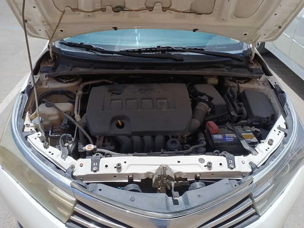 Car image 16