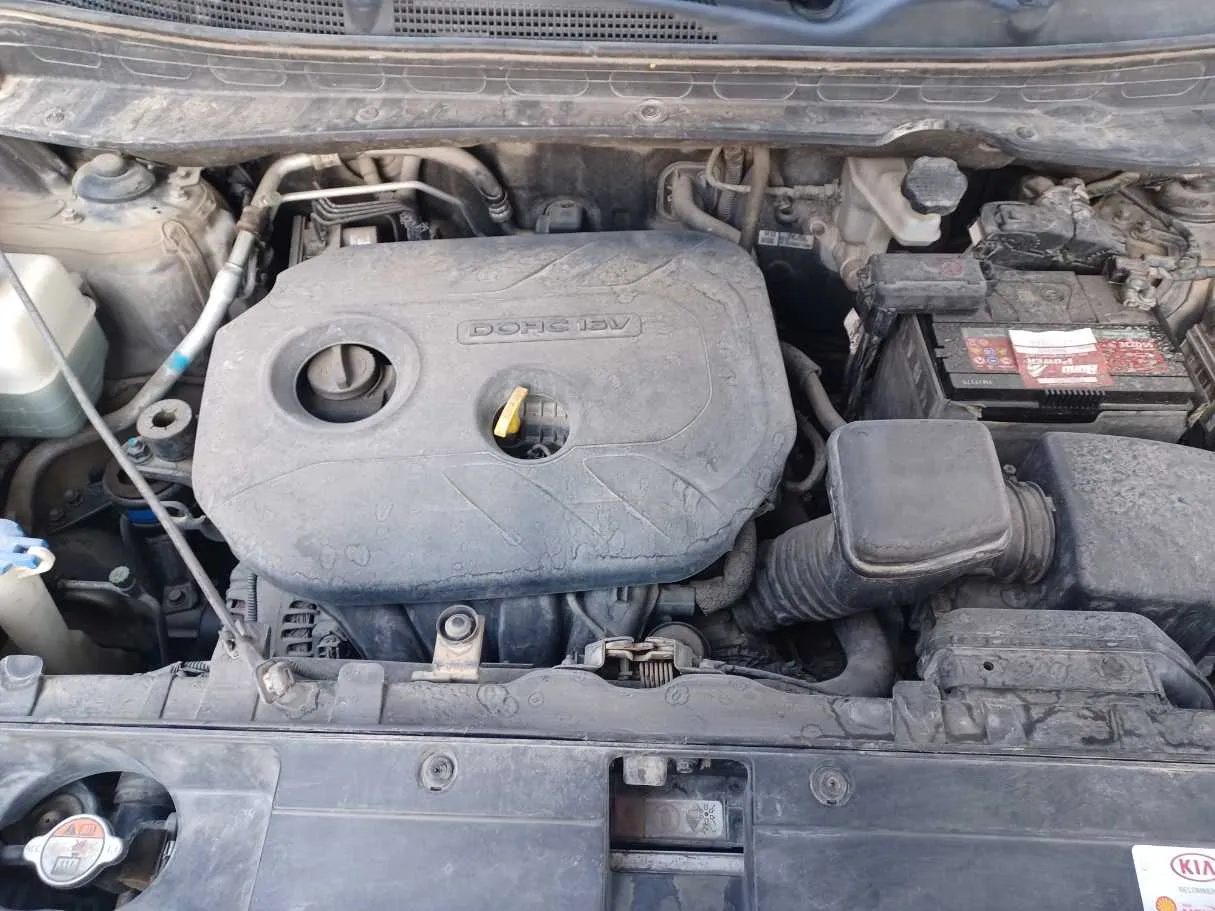 Car image 25