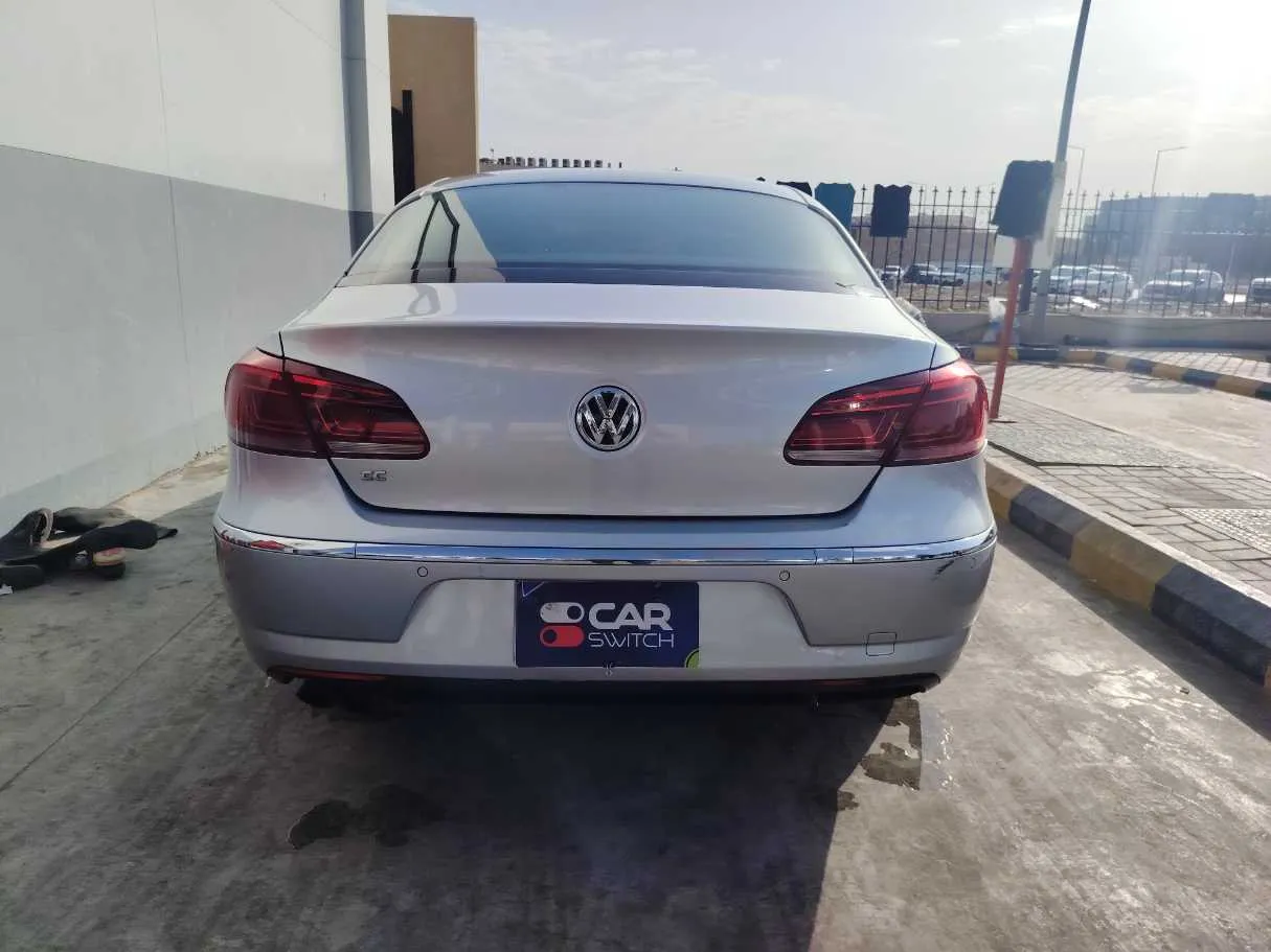 Car image 6