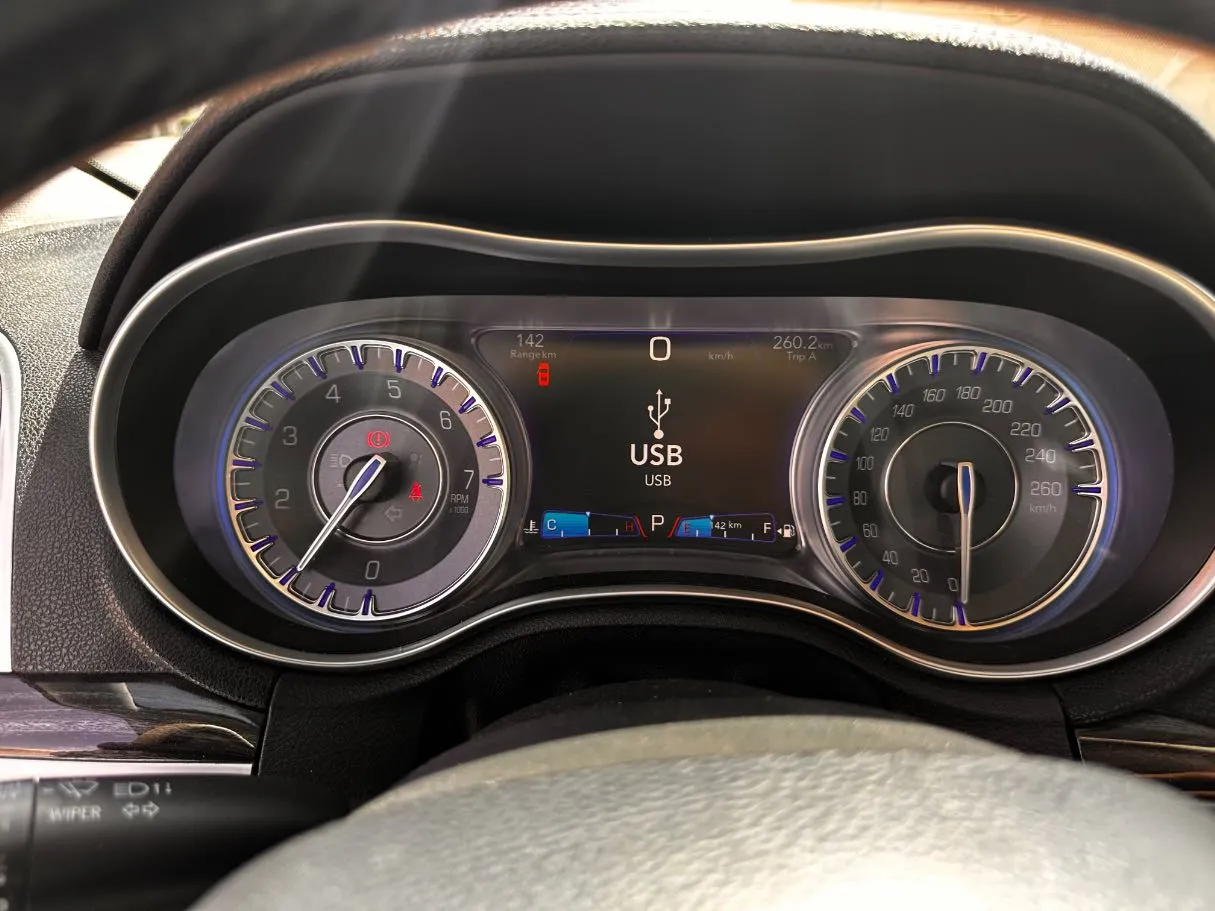 Car image 21